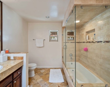 12336 Montana Avenue - Photo Thumbnail 26