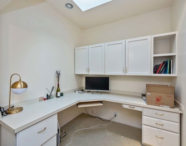 12336 Montana Avenue - Photo Thumbnail 20