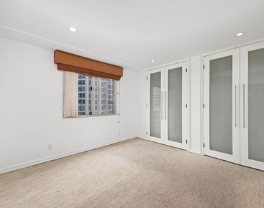 10751 Wilshire Boulevard - Photo Thumbnail 22