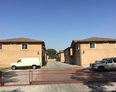 5247 Clara Street - Photo Thumbnail 1
