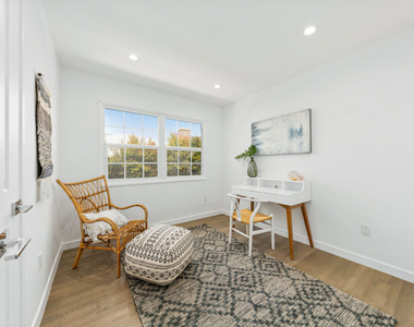 2957 Midvale Avenue - Photo Thumbnail 15