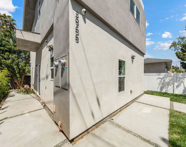 2955 Midvale Avenue - Photo Thumbnail 2