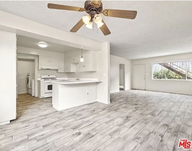 1601 Torrance Boulevard - Photo Thumbnail 1