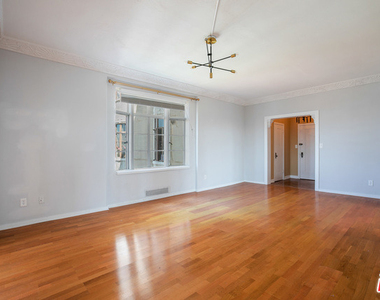 1314 N Hayworth Avenue - Photo Thumbnail 7