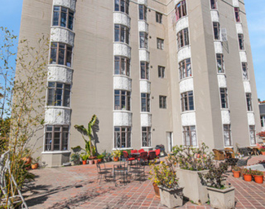 1314 N Hayworth Avenue - Photo Thumbnail 28