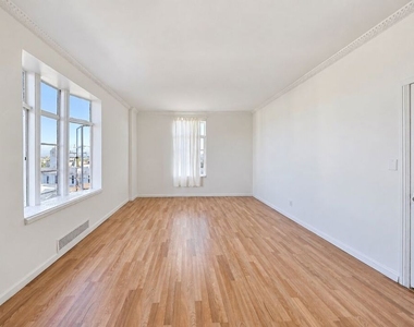 1314 N Hayworth Avenue - Photo Thumbnail 54