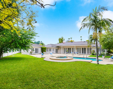400 Evelyn Place - Photo Thumbnail 24