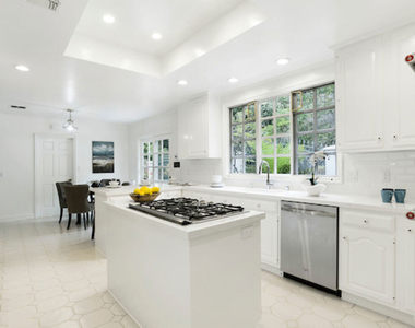 400 Evelyn Place - Photo Thumbnail 33