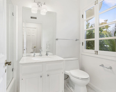 400 Evelyn Place - Photo Thumbnail 40