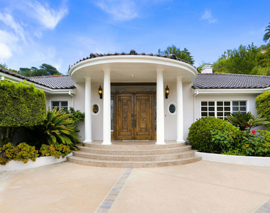 400 Evelyn Place - Photo Thumbnail 1