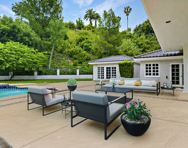 400 Evelyn Place - Photo Thumbnail 4