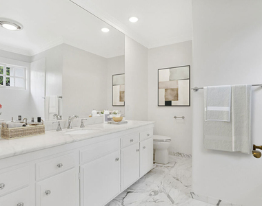 400 Evelyn Place - Photo Thumbnail 19