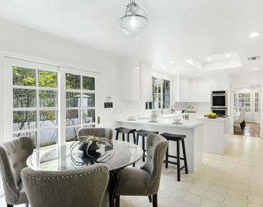 400 Evelyn Place - Photo Thumbnail 34