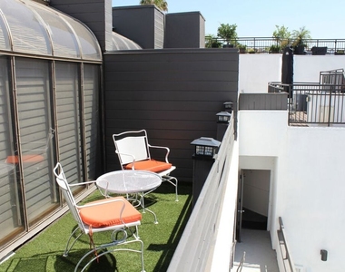 1412 N Crescent Heights Boulevard - Photo Thumbnail 18
