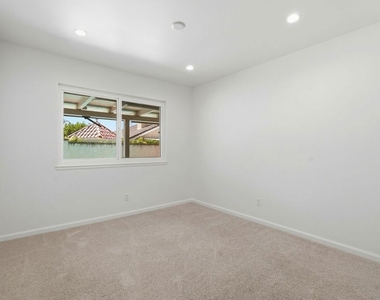5920 E Malton Avenue - Photo Thumbnail 22