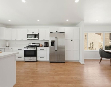 5920 E Malton Avenue - Photo Thumbnail 9