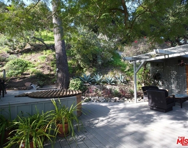 10416 Corfu Ln - Photo Thumbnail 27