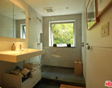 10416 Corfu Ln - Photo Thumbnail 19