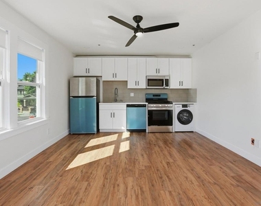 312 Brookes Ave - Photo Thumbnail 10