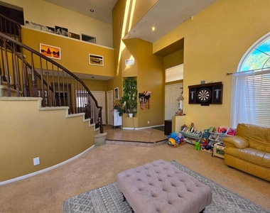 615 Dorinda Dr. - Photo Thumbnail 7