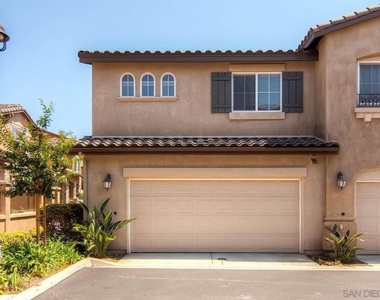 10429 Whitcomb Way - Photo Thumbnail 5