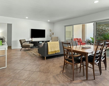 500 W Arenas Road - Photo Thumbnail 6