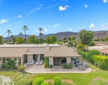 24 Columbia Drive - Photo Thumbnail 1