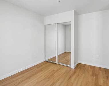 938 110th Ave Ne - Photo Thumbnail 47