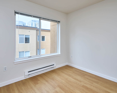 938 110th Ave Ne - Photo Thumbnail 50