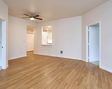 938 110th Ave Ne - Photo Thumbnail 45