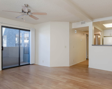 873 Stevens Avenue - Photo Thumbnail 7