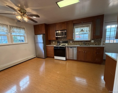 184 Horton Avenue - Photo Thumbnail 4