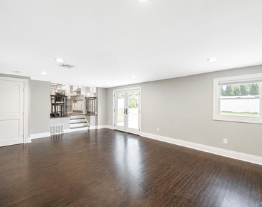 18 Catherwood Crescent - Photo Thumbnail 10