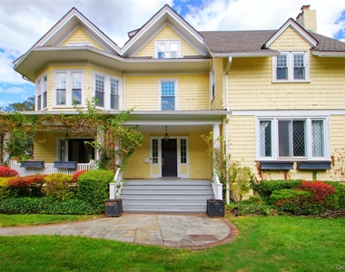 92 6th Street - Photo Thumbnail 1