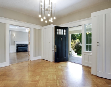 92 6th Street - Photo Thumbnail 2