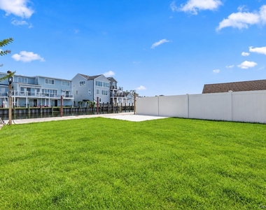 55 Alhambra Road - Photo Thumbnail 38