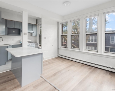 88-49 81st Avenue - Photo Thumbnail 3