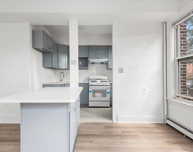 88-49 81st Avenue - Photo Thumbnail 6