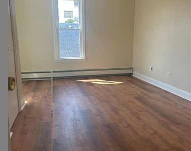 155 Dartmouth Street - Photo Thumbnail 5