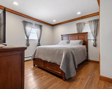 79 Plymouth Road - Photo Thumbnail 8