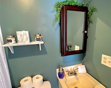 29 Main Street - Photo Thumbnail 8