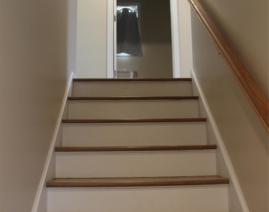 17 Bank Street - Photo Thumbnail 14