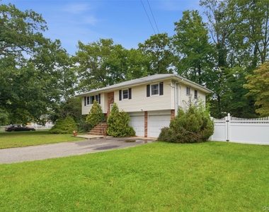 17 Jerome Street - Photo Thumbnail 1