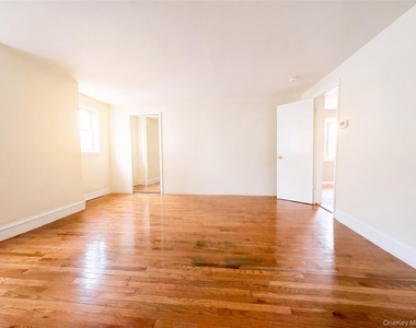 20 Devoe Street - Photo Thumbnail 17