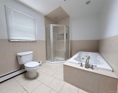 20 Devoe Street - Photo Thumbnail 19