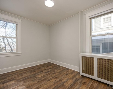 120 S Broadway - Photo Thumbnail 10