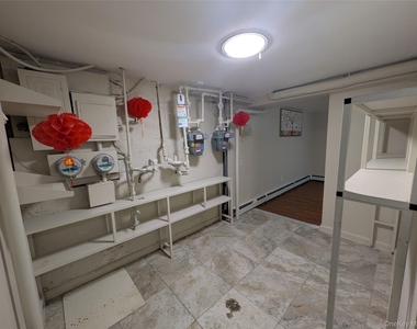 50-56 Utopia Parkway - Photo Thumbnail 23