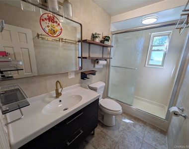 50-56 Utopia Parkway - Photo Thumbnail 11