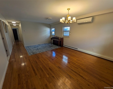 50-56 Utopia Parkway - Photo Thumbnail 6
