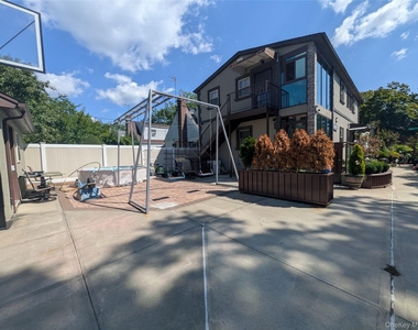50-56 Utopia Parkway - Photo Thumbnail 28